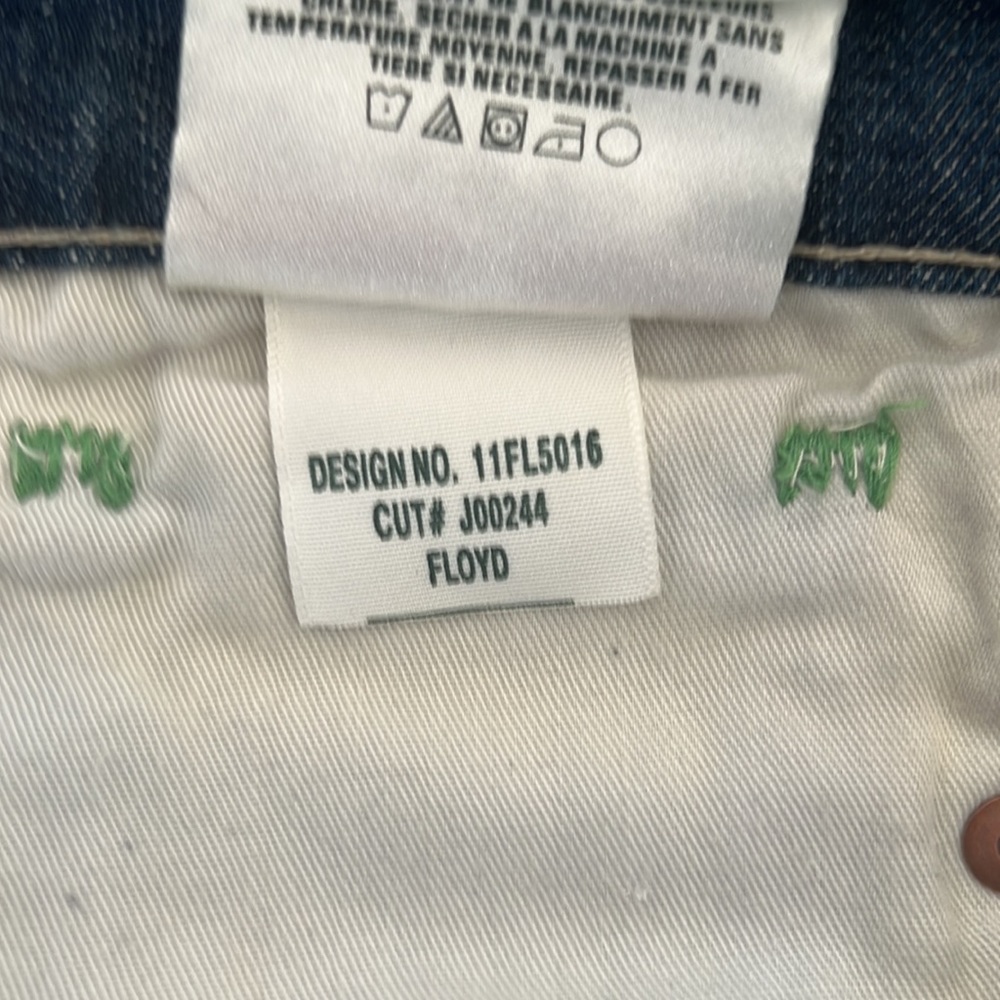 Jeans - Picture 13 of 16
